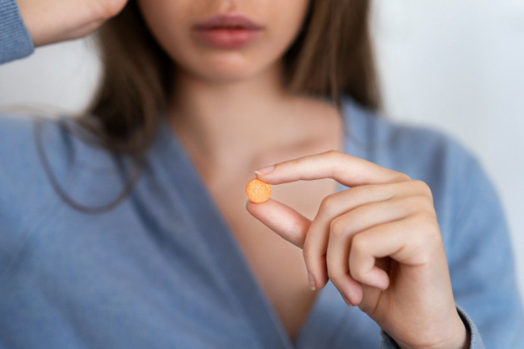 Samo ono što je umereno je dobro: Kako da znate da ste preterali sa uzimanjem suplemenata?