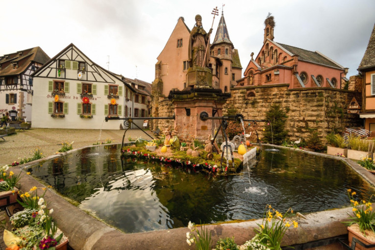 Inspirisalo je i Diznija: Bajkovito francusko selo koje izgleda kao sa najlepših razglednica