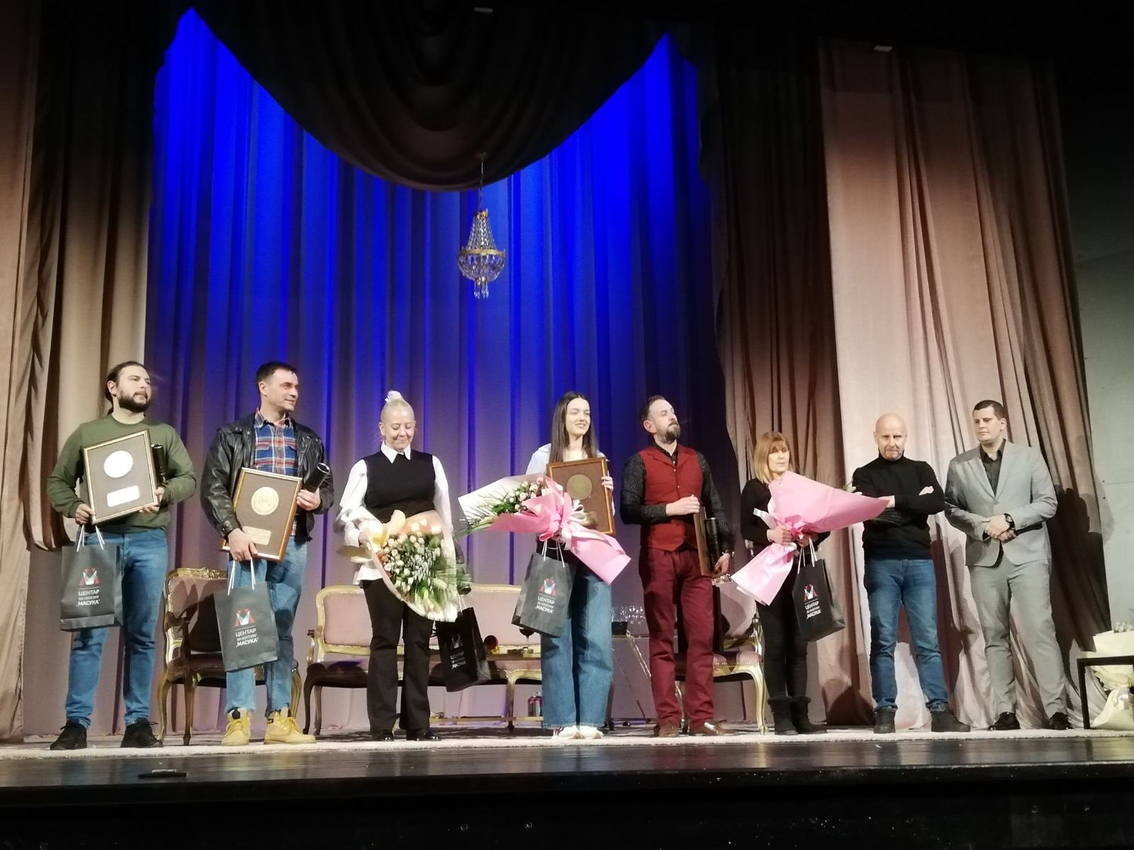 Predstava „Sumnja” osvojila nagrade u Petrovcu na Mlavi i Velikoj Plani