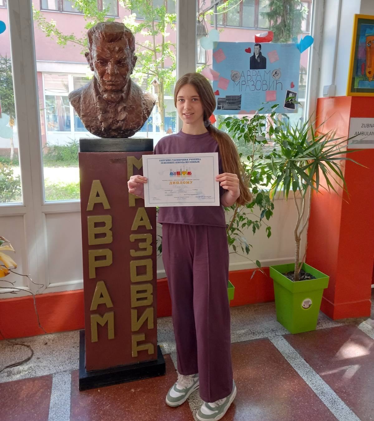 Učenica OŠ „Nikola Vukićević“ najbolja na okružnom takmičenju iz hemije