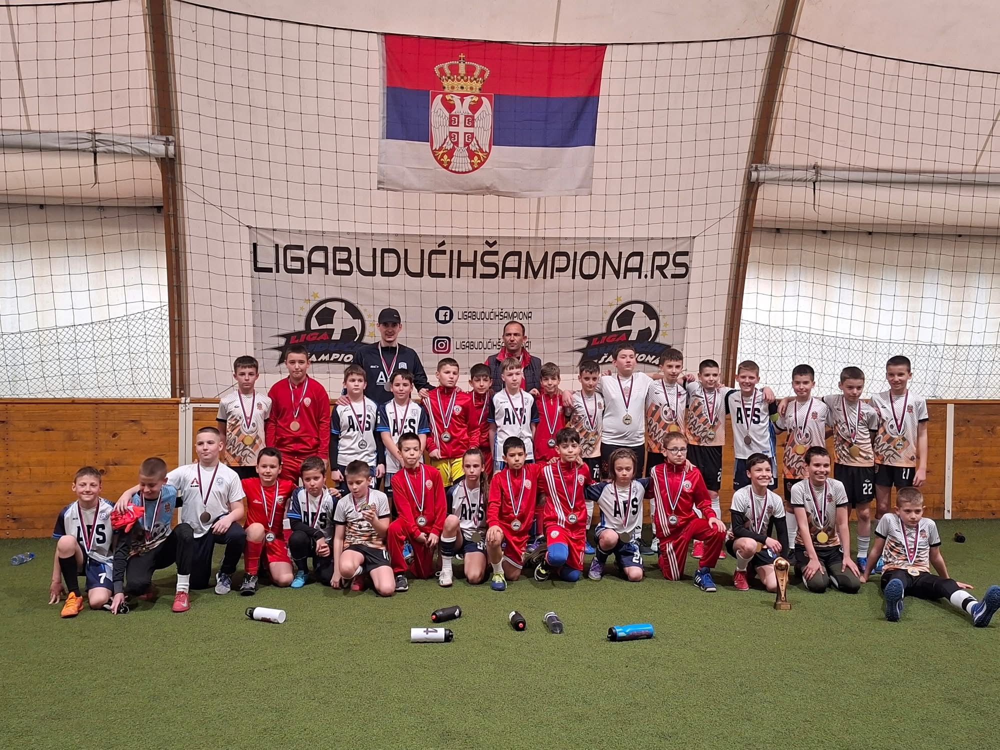 Mladi fudbaleri zatvorili sezonu: Poznati pobednici LBŠ Sombor (2015)