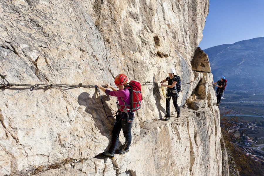 Adrenalinska šetnja zbog koje ljudi satima čekaju u redu: Najopasnija staza je pravi test izdržljivosti i za iskusne planinare