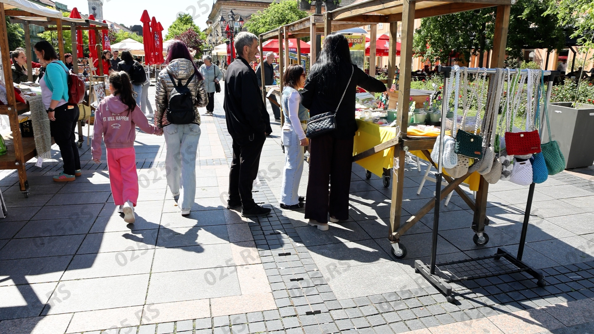 Humanost i umetnost spojeni na izložbi u centru grada