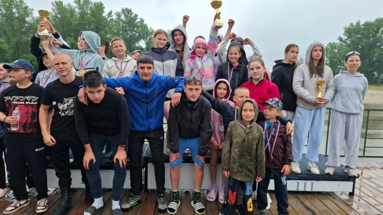Kajakaši bezdanskog „Dunava“ dominirali u Apatinu