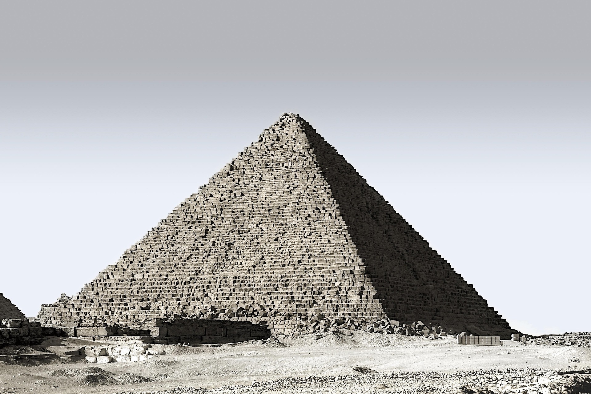 Egipatske piramide i nova teorija gradnje: Da li je korišćen vodeni lift?