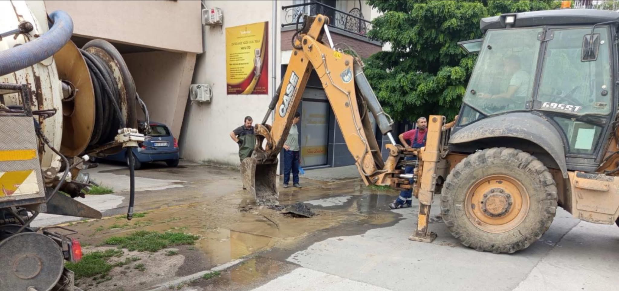 Havarija na vodovodnoj mreži: Bez vode deo ulice Svetozara Markovića u Kuli