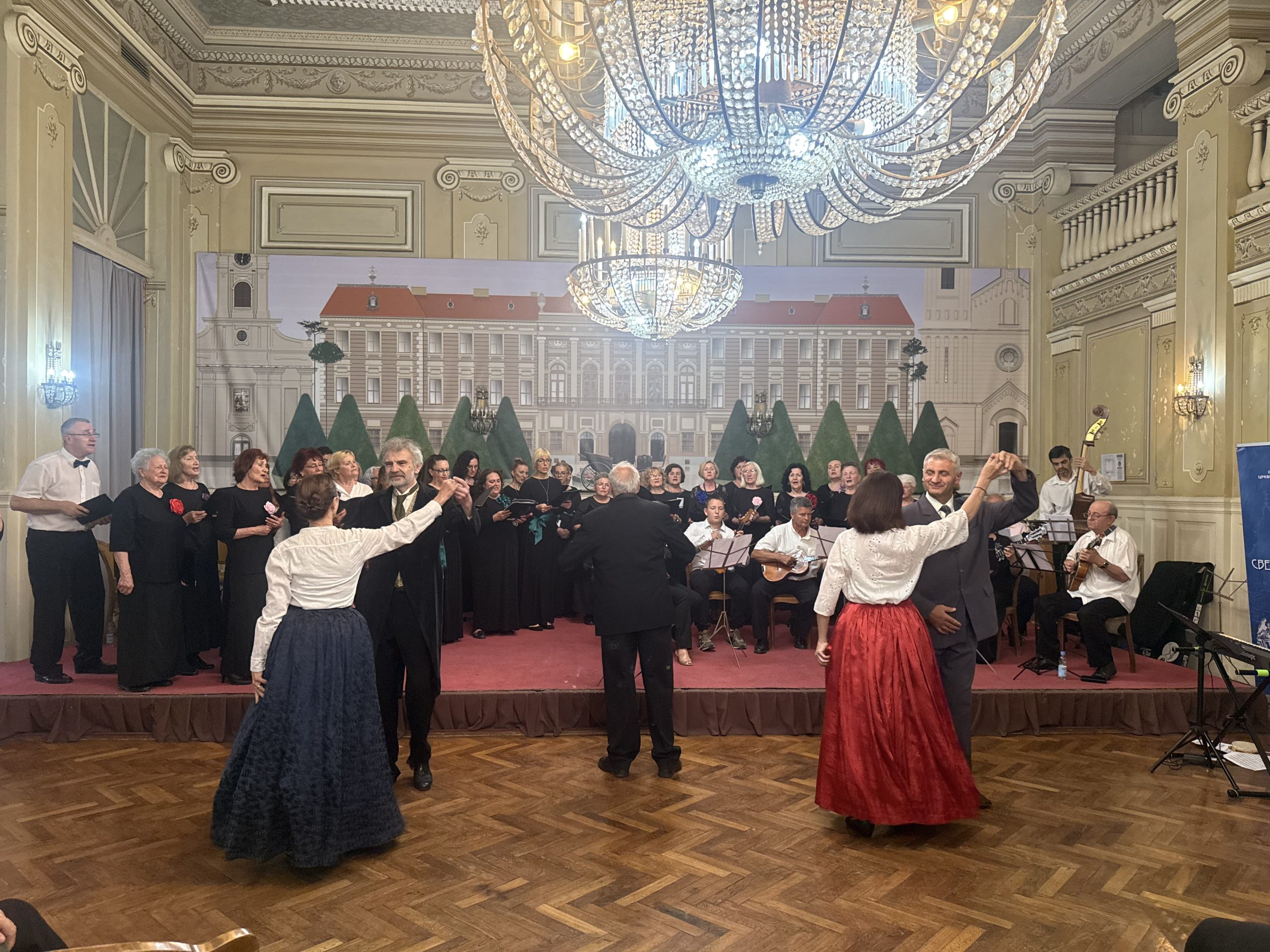 Koncert „Horske sanke“ okupio horove i umetnike u Gradskoj kući u Somboru
