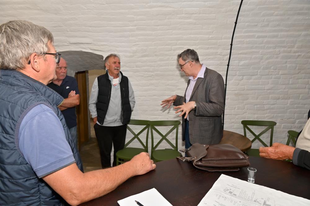 Profesor Vujović posetio „Stare podrume“ u Crvenki