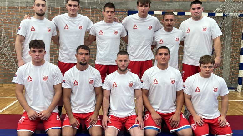 „Radnički“ ubedljiv protiv „Crvene zvezde“, pioniri osvojili tri medalje u Feketiću