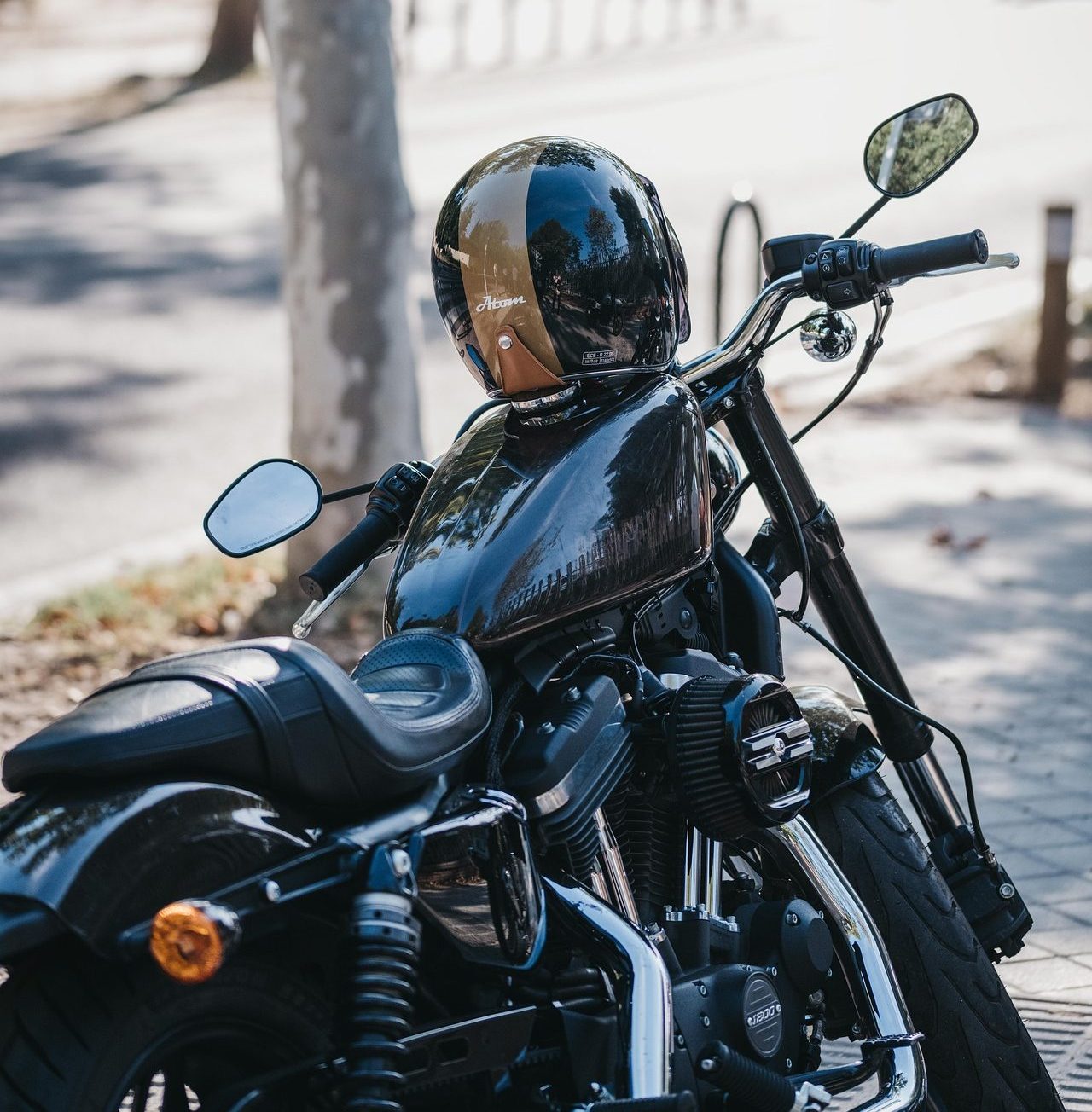 Kako izabrati motociklističku kacigu i zašto je ona najvažniji deo opreme?