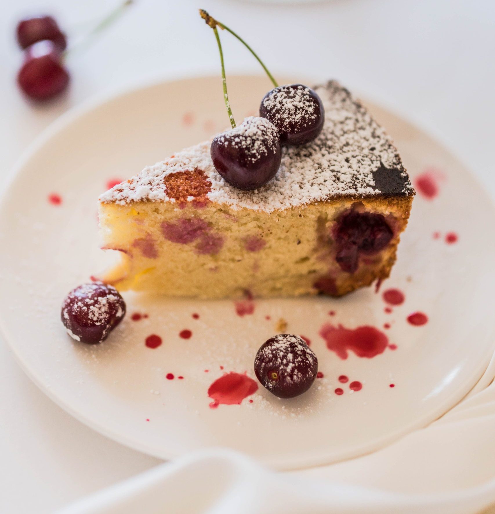 Recept za voćni kolač na čaše: Starinski kolač koji uvek uspeva