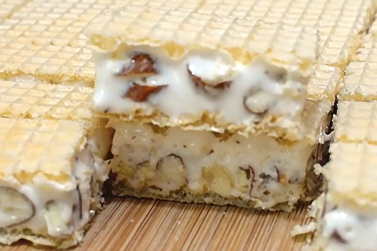 Bademovac recept: Starinska poslastica sa medom i bademima bez pečenja