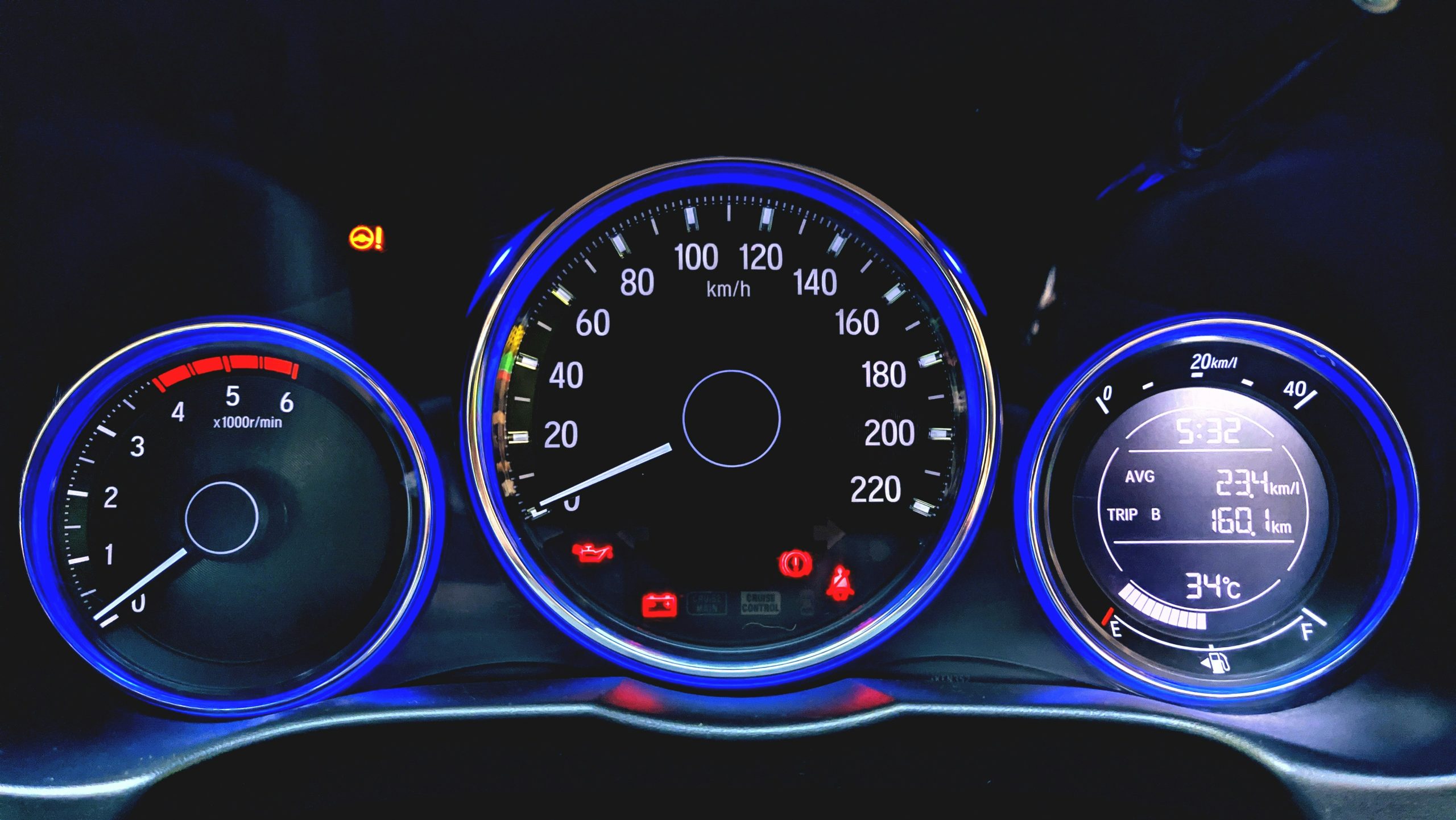 Automobil bi uskoro mogao sam da ograničava brzinu vožnje: Vozači nisu oduševljeni