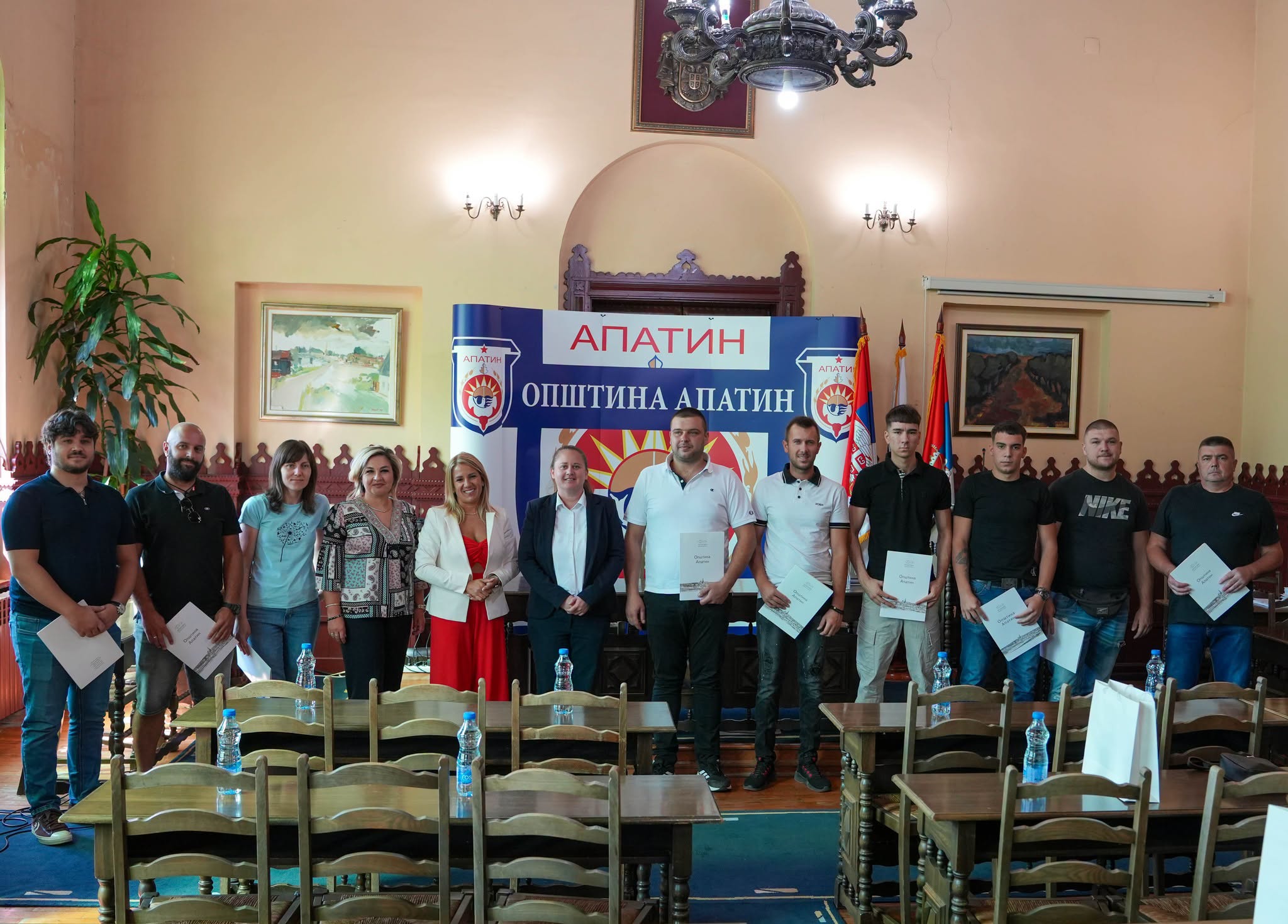Podrška za deset novih preduzetnika u Apatinu