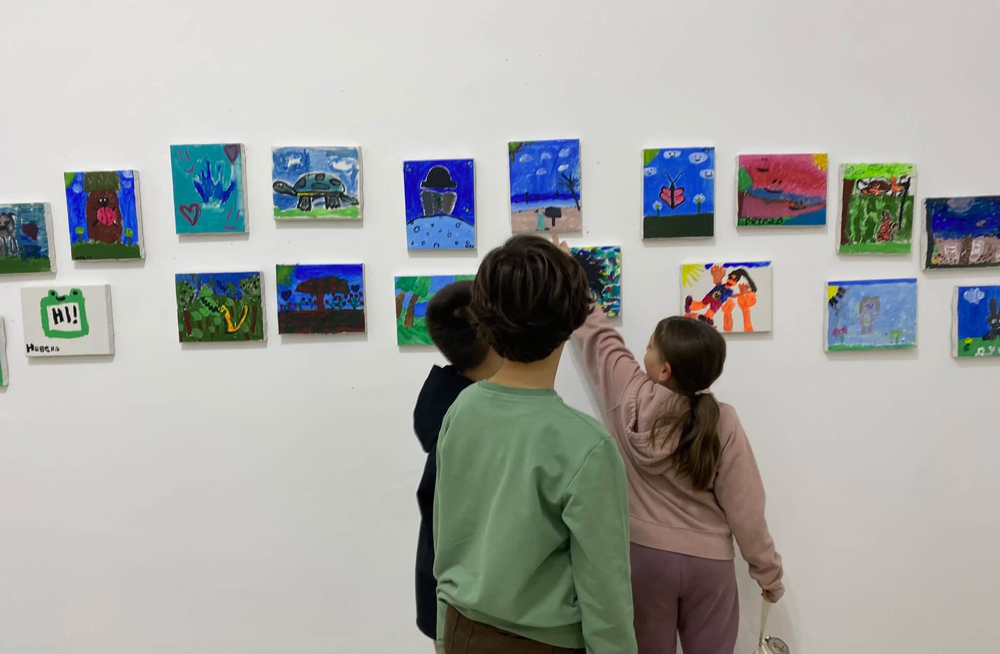 Izloženi radovi najmlađih Apatinaca u Galeriji „Meander“