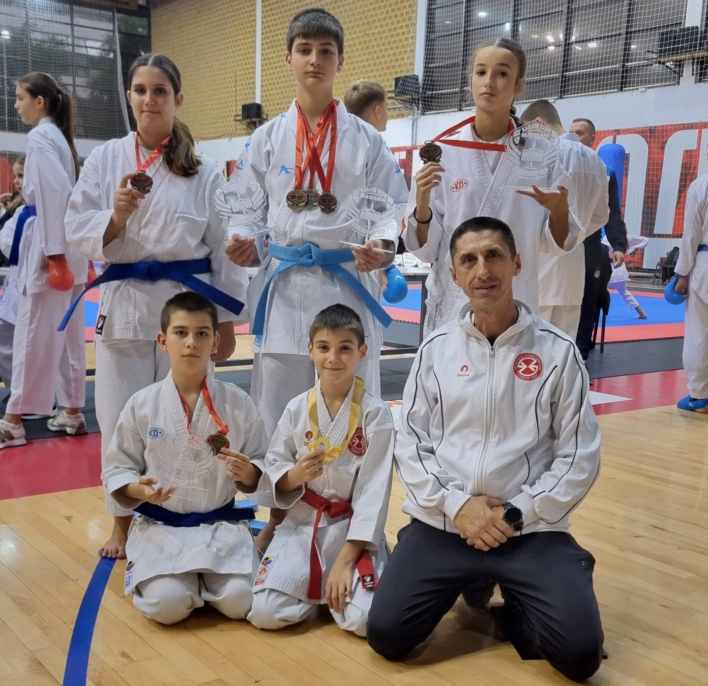 Šest medalja za karatiste „Dušana Staničkova“ na Kupu prijateljstva u Novom Sadu